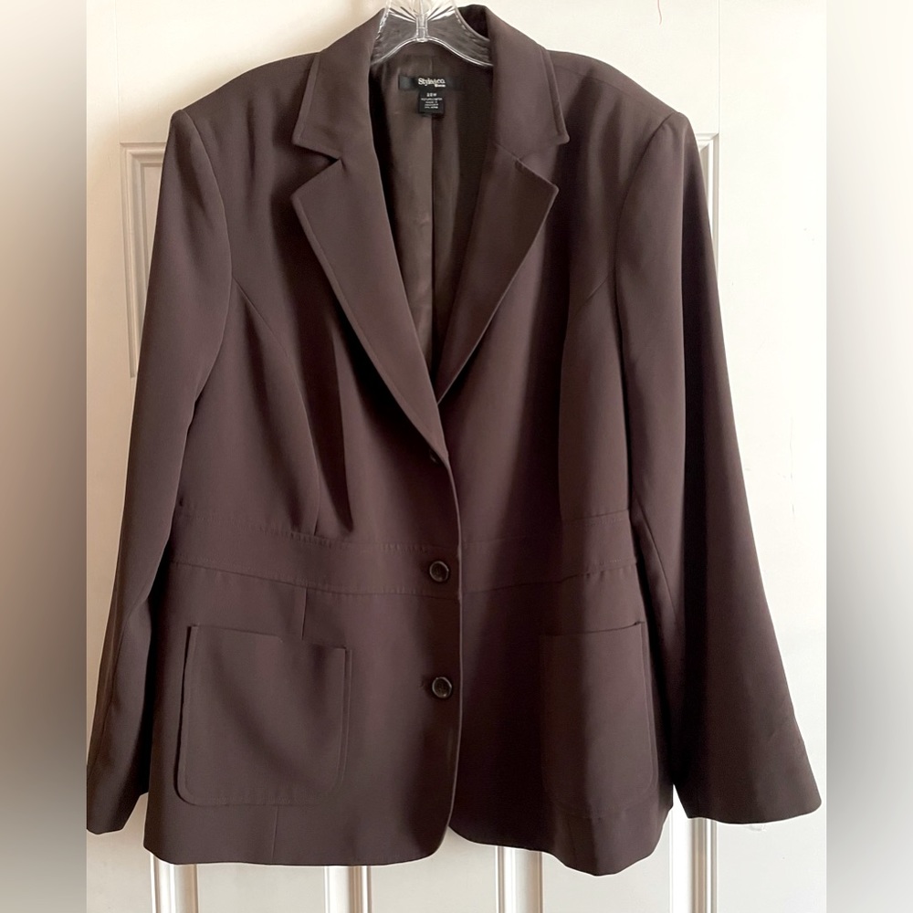 💜 Blazer by Style and Company Woman. Chocolate Brown. Size 22
